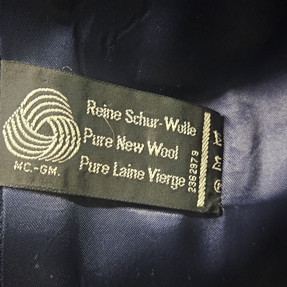 Vintage Navy Wool Coat with Fur Collar – by Sixth Sense –Made in Germany - Picture 3 of 16